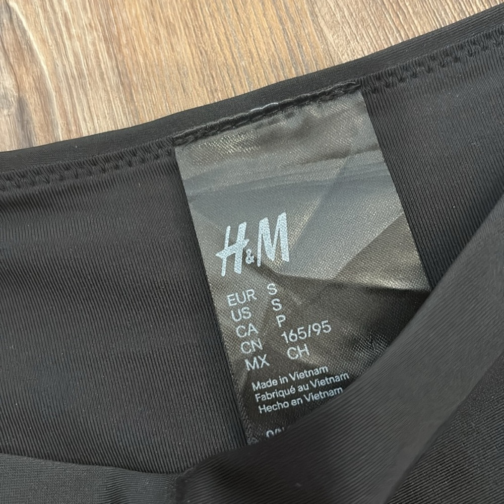 H&M Black Bikini Set - Picture 3 of 5